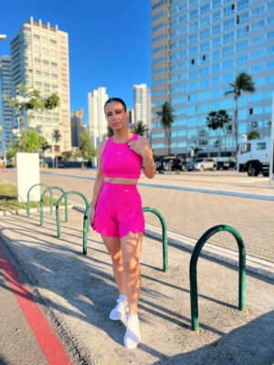 Conjunto Short Duplo e Top  Magenta.