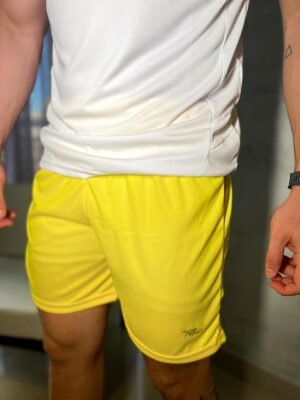 Short Treino Amarelo.