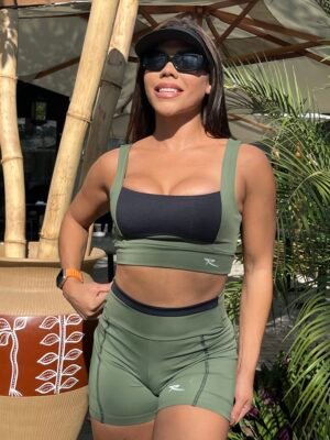 Conjunto Top e Short Verde Militar Com Preto.