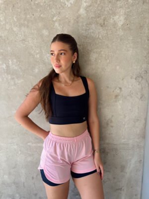 Short Running Com Forro Rosa.