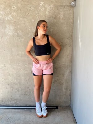 Short Running Com Forro Rosa.