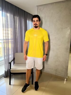 Camisa Gola Careca Masculina Amarelo.