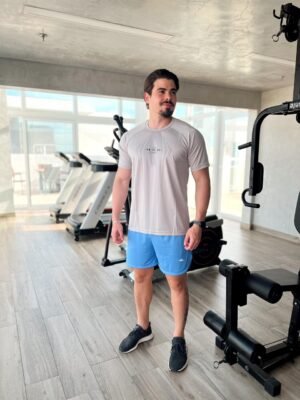 Camisa Gola Careca Masculino Cinza Prata.