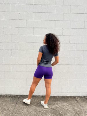 Camisa Gola Careca Feminina Chumbo.