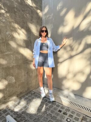 Conjunto Top e Short chumbo.